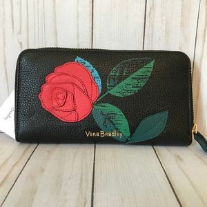 NWTVera Bradley RFIDGeorgia Wallet Red Havana Rose